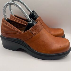 Ariat Women 6.5B 93921 Santa Cruz Clogs Mules Slip-On Comfort Shoe Brown Leather